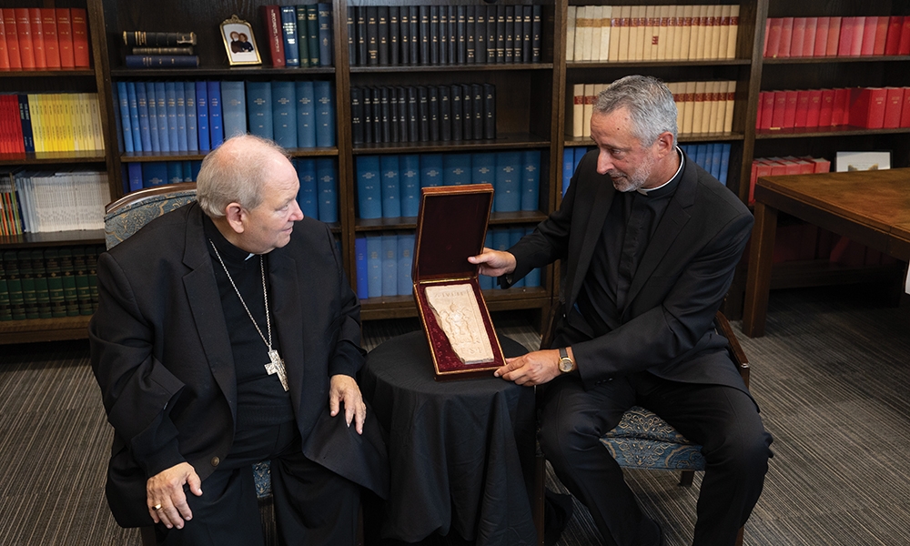 Vatican Unveiled Coming  to Mall of America